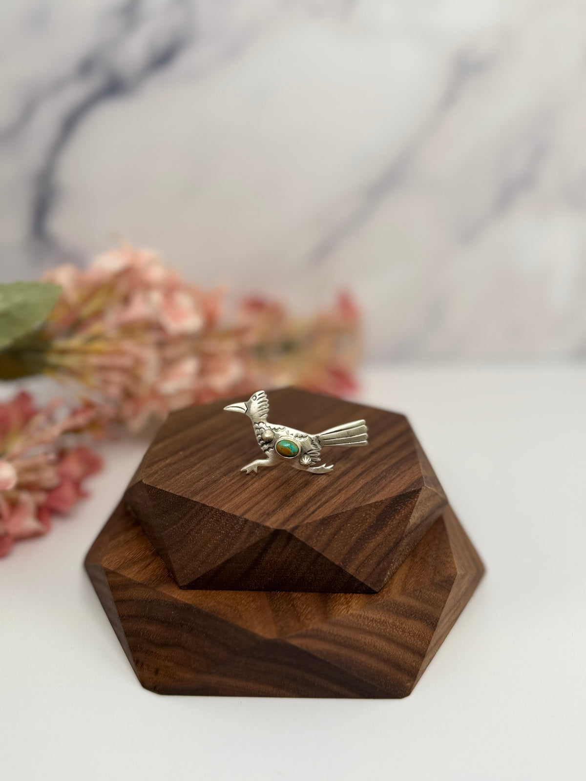Roadrunner ring