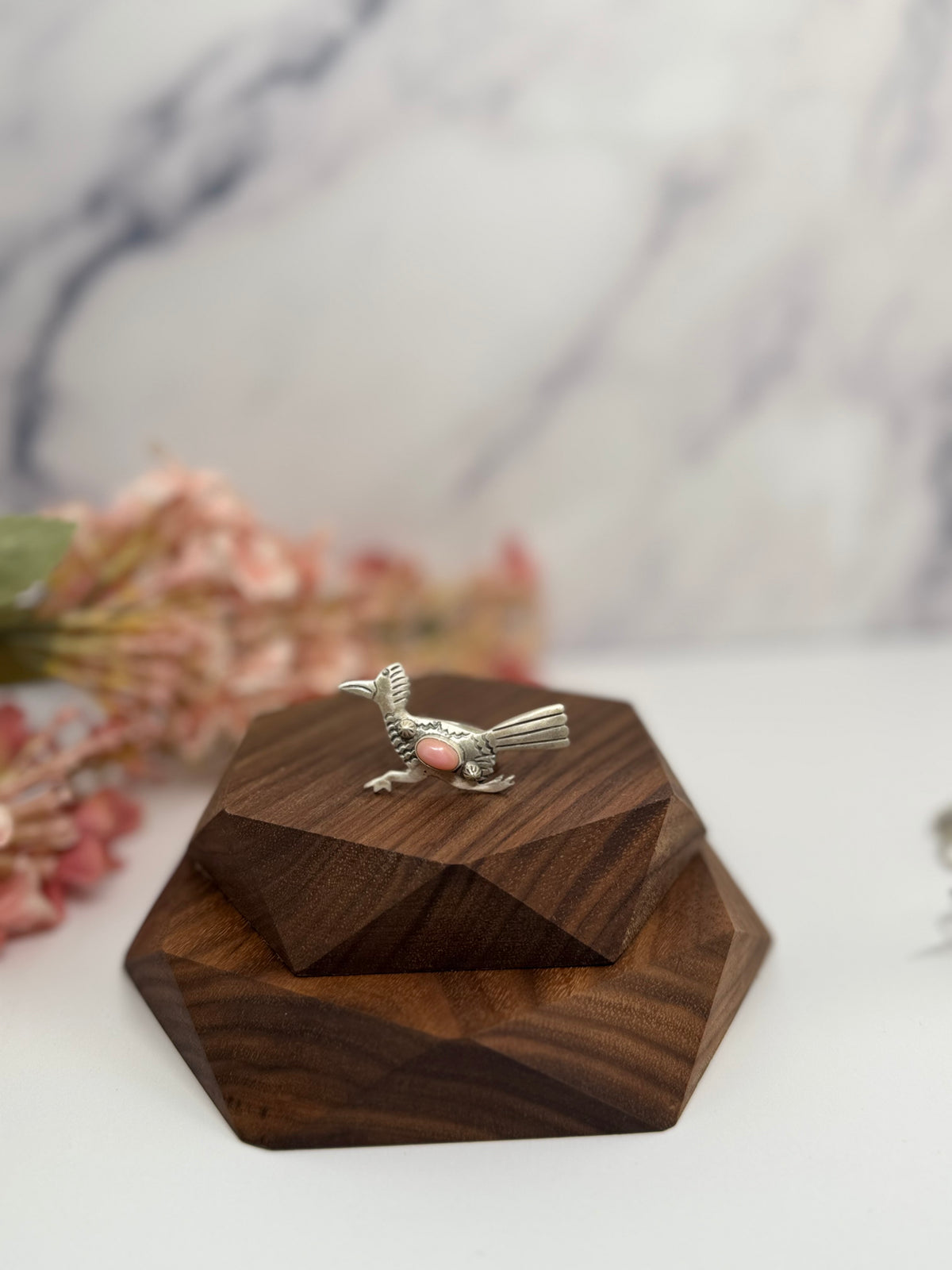 Roadrunner ring