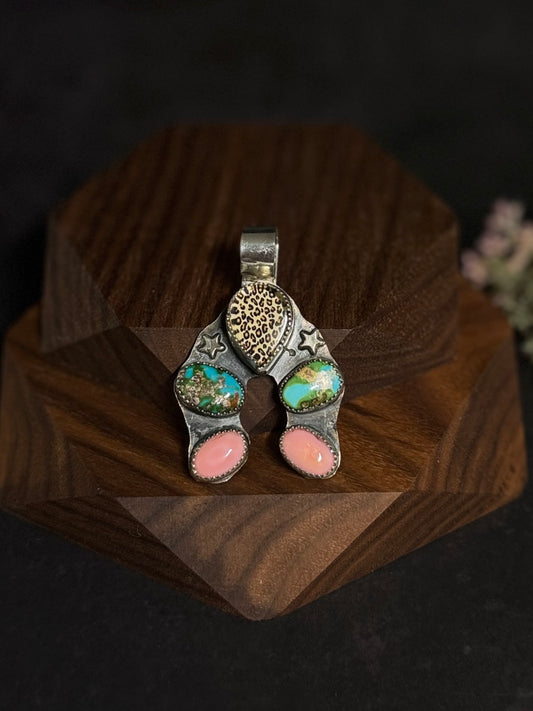 Naja Pendant