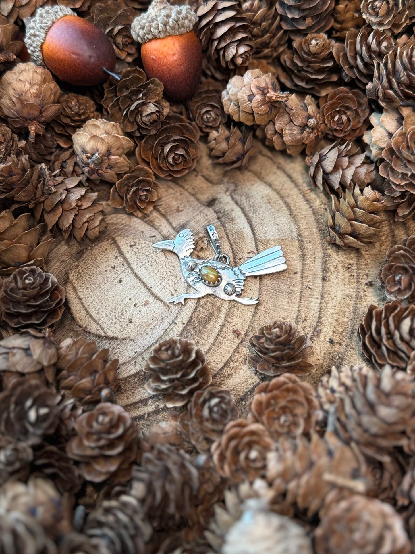 Roadrunner pendant